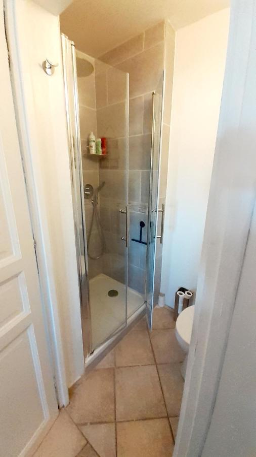 Chambres D'Hotes & Jacuzzi - A L'Ombre Des Amandiers แซ็ง-มาร์แต็ง-ดิอาร์เดช ภายนอก รูปภาพ